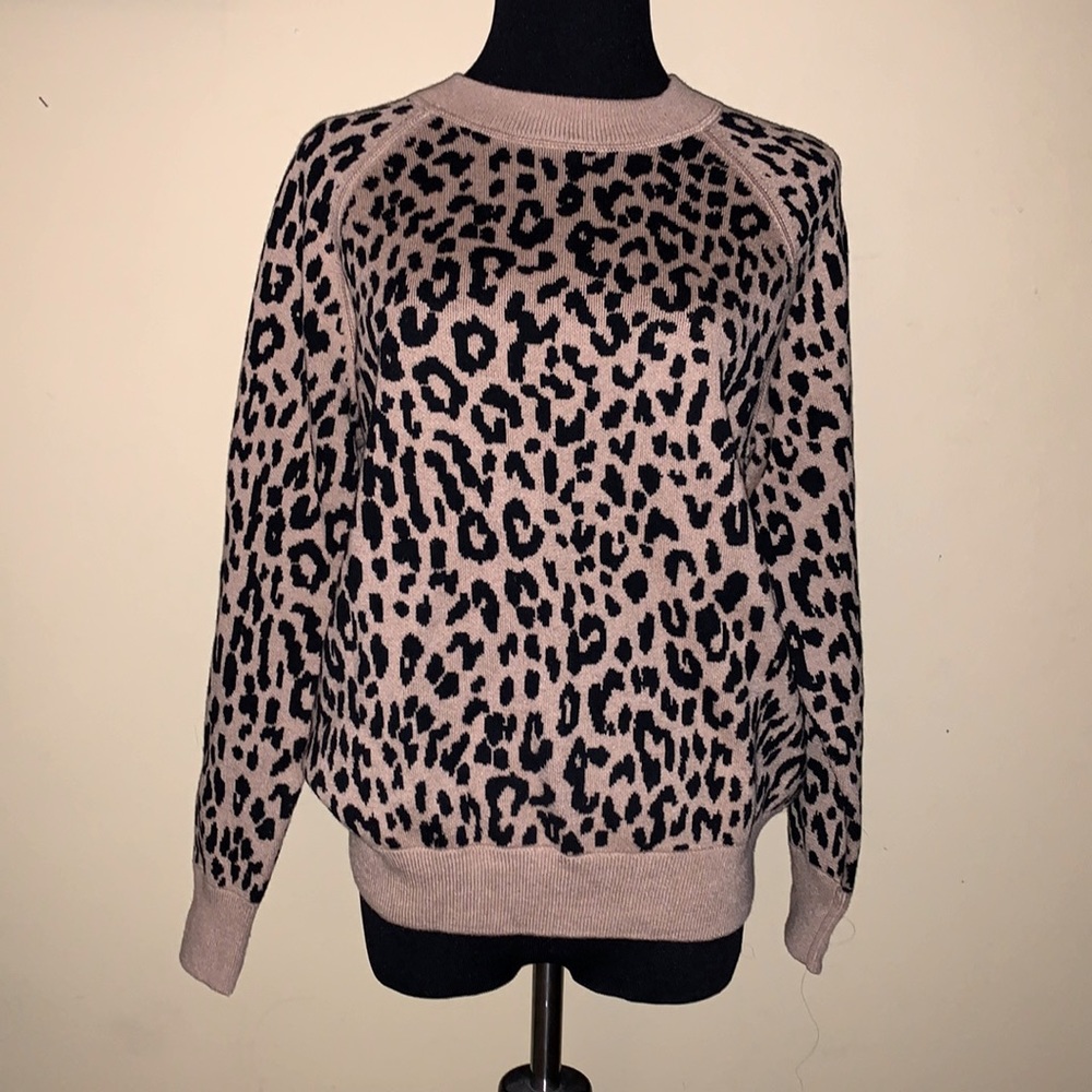 J. Crew Women’s Sz Small Cheetah long sleeve Super Soft Sweater